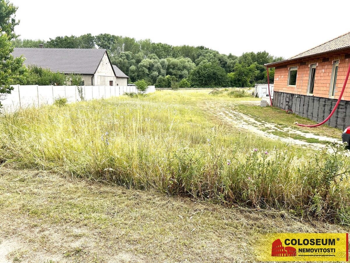 Brod nad Dyjí, pozemek pro bydlení, 1667 m2, sítě - pozemek