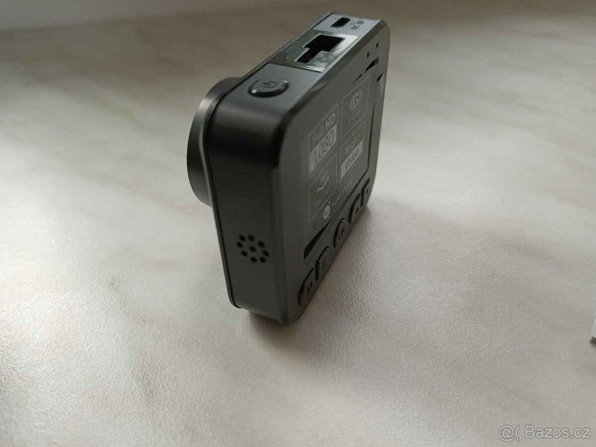 Prodám novou kameru do auta Navitel R200NV