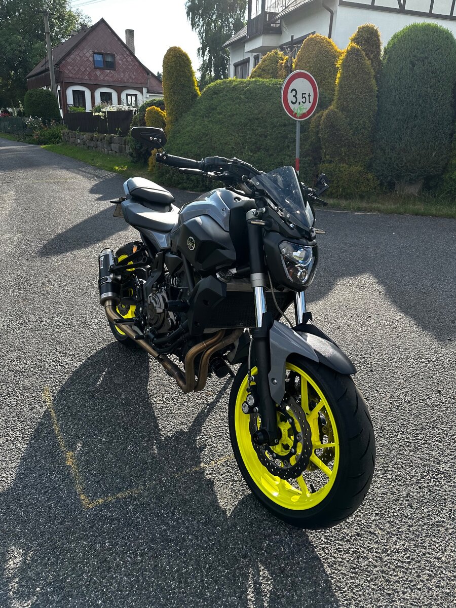 Yamaha MT07