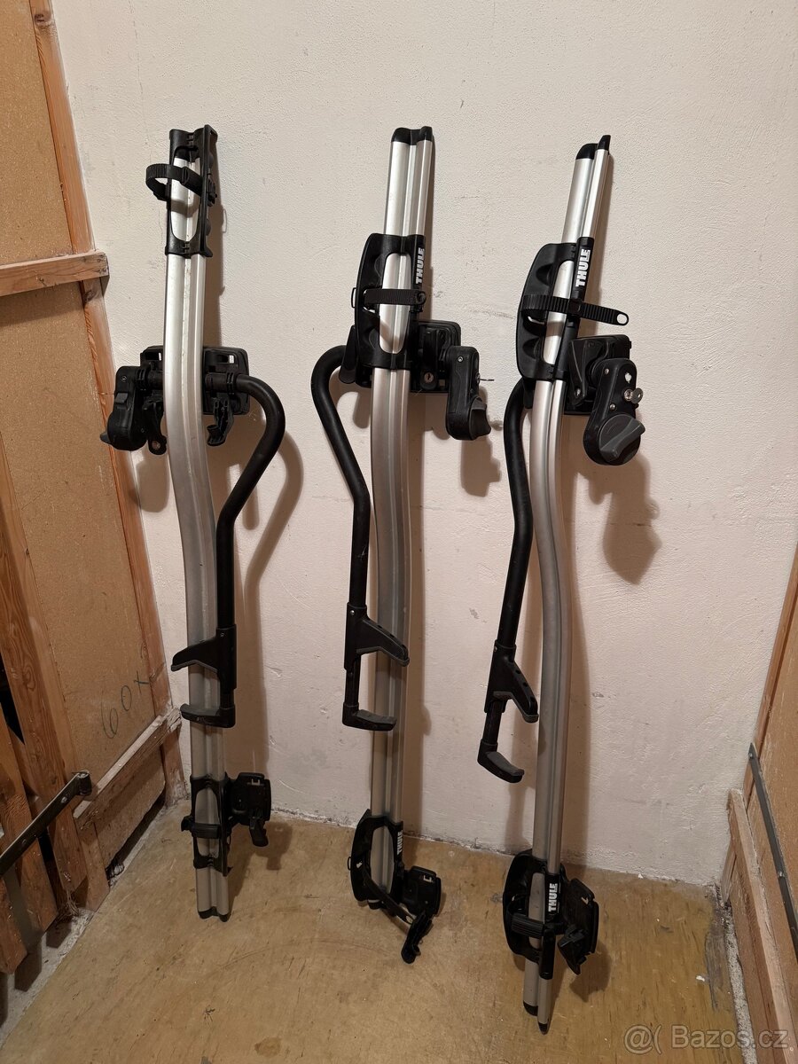 3x střešní nosič kol Thule