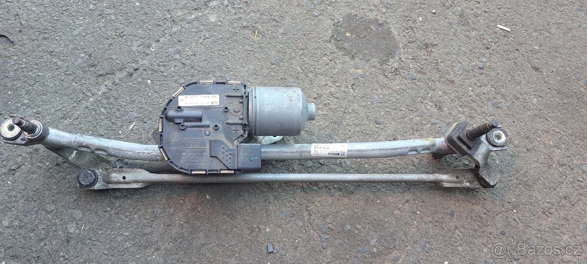 Motorek steracu moturek audi A7 4G8