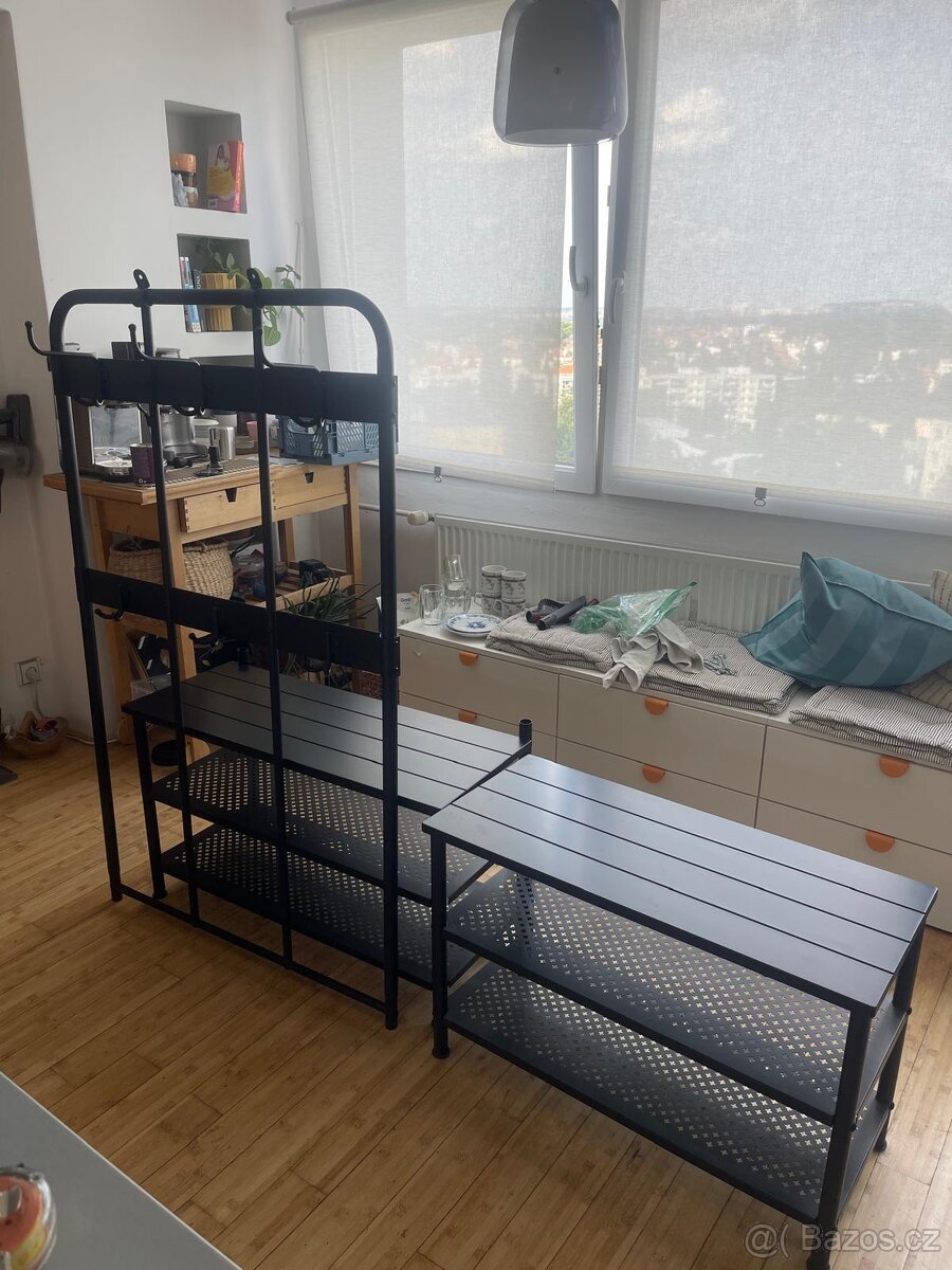 Ikea- věšák NIPÅSEN Nabytek předsíň, černá