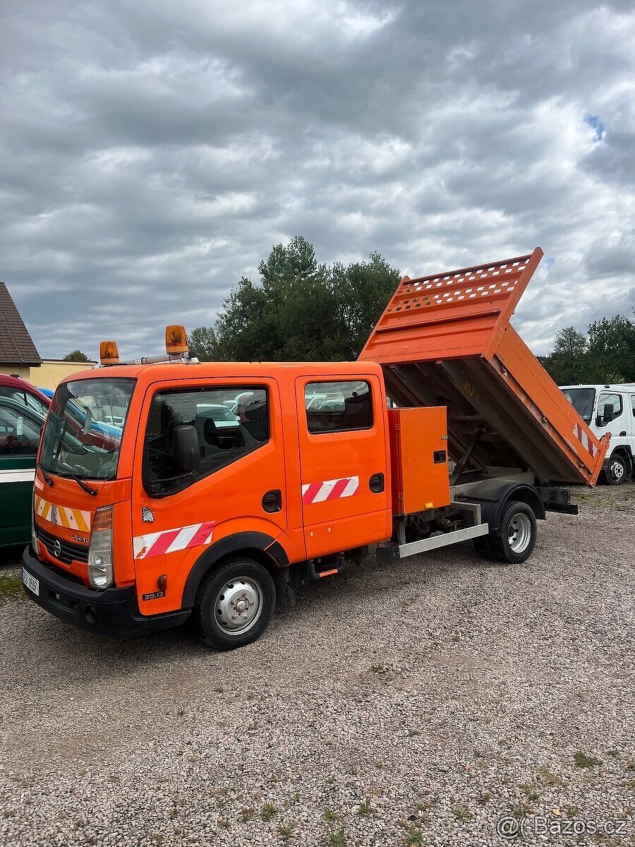 Nissan Cabstar 2.5TDi 6mist uložák+sklapeč
