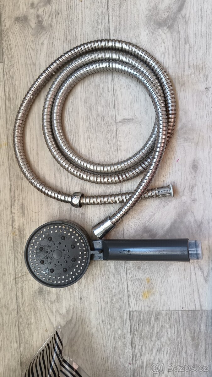 Sprchova hlavice multi + sprchova hadice 1.5m