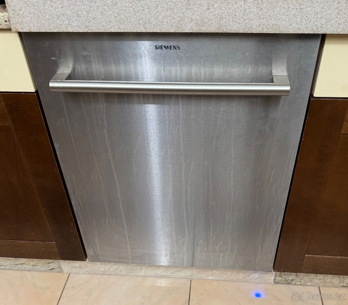 Nerez dvířka k myčce