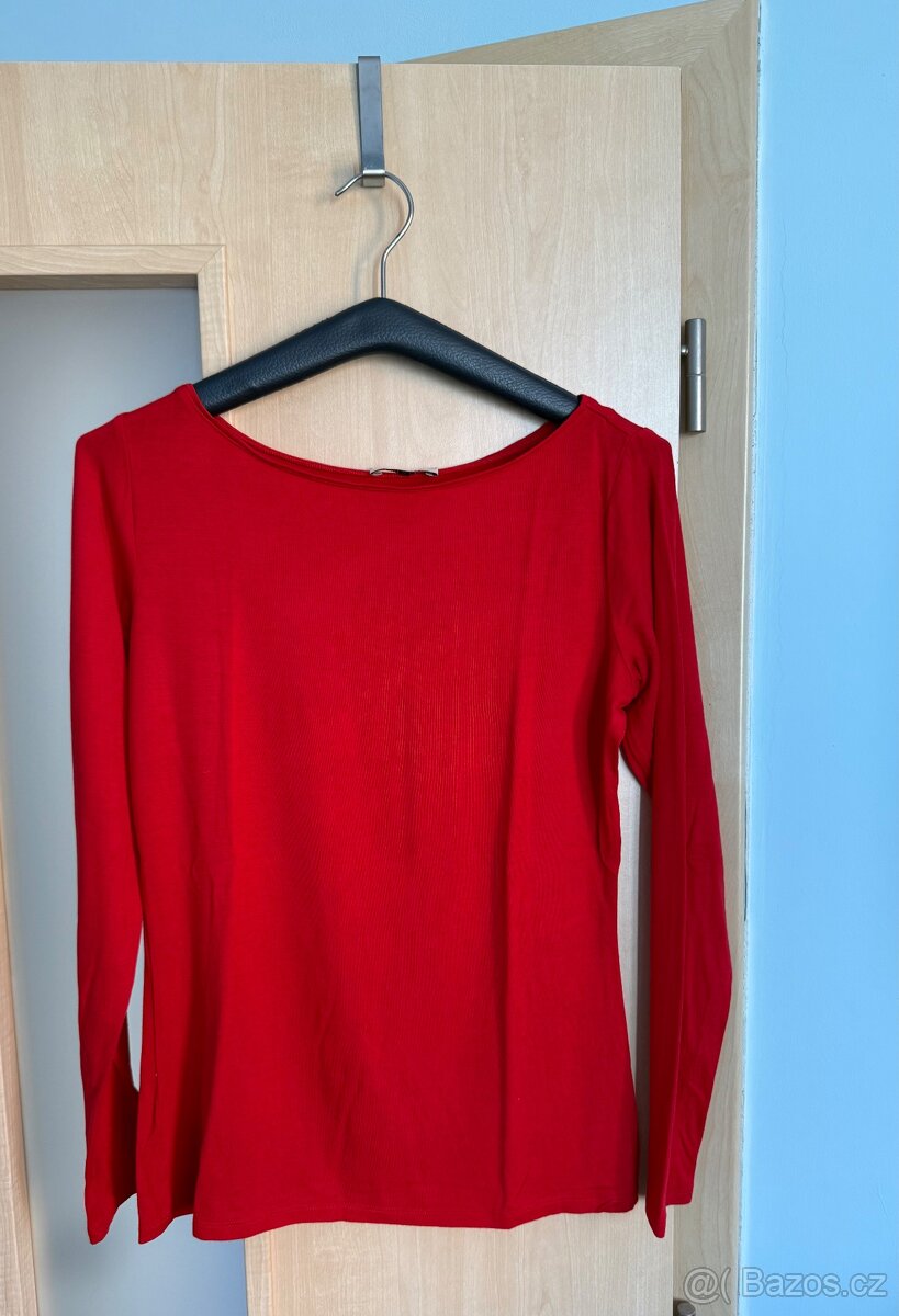 Červené dám. triko Orsay, dl. rukáv, vel. M/38.
