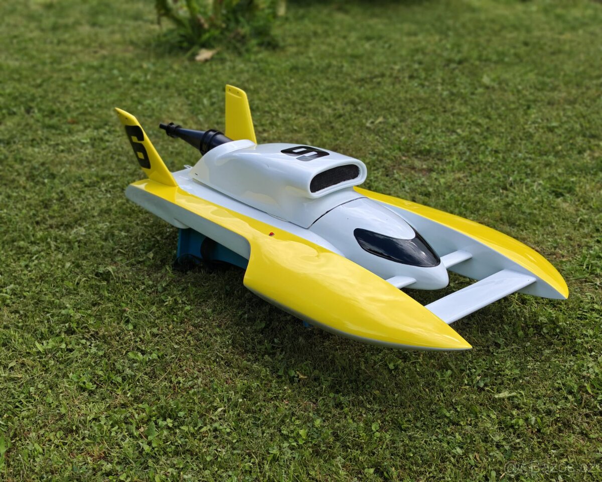 RC Miss Budweiser natural