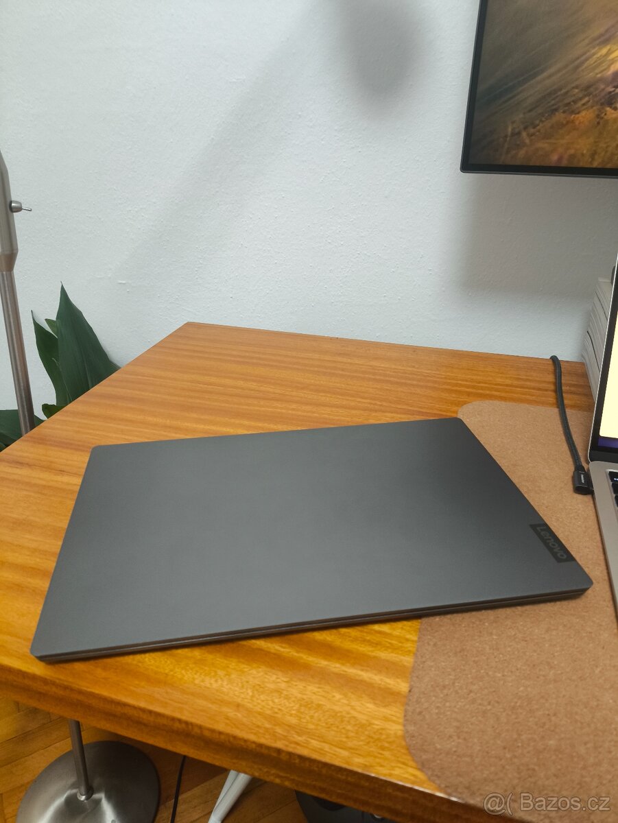 Lenovo IdeaPad S540-15IWL – kovový 15,6" i5-8265U, 8 GB RAM