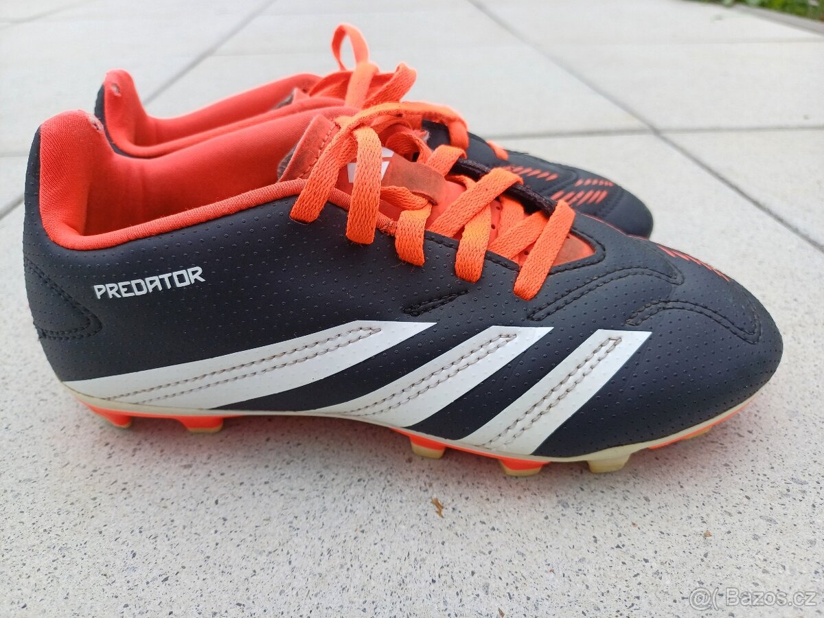 Dětské Adidas Predator vel. 32