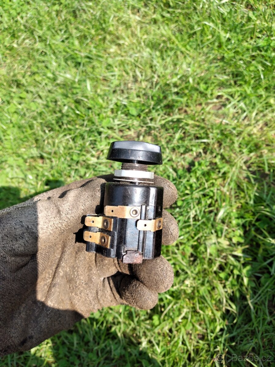 Přepínač Světel Škoda 100/110R