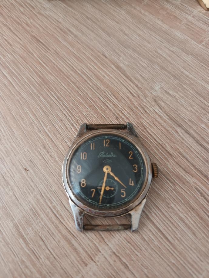 RETRO PÁNSKÉ HODINKY POBĚDA