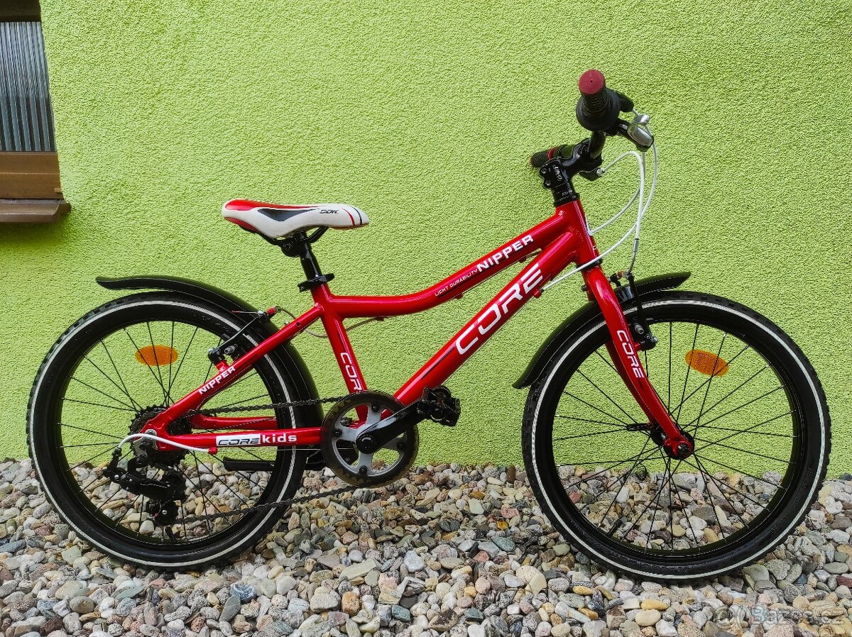 Značkové dětské kolo CORE NIPPER 20" (červená)
