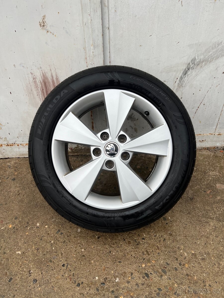 Alu kola 5x112 R16 Škoda Octavia 3 TOP stav