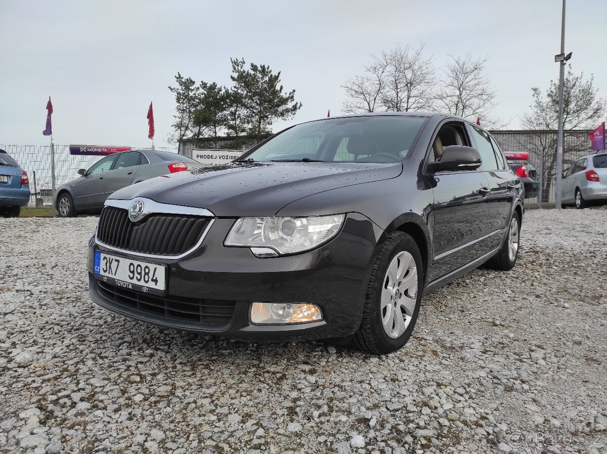 ŠKODA SUPERB II, DVĚ SADY KOL, TDI,TAŽNÉ
