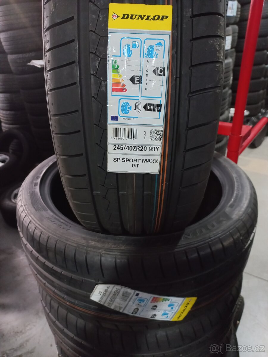 Dunlop 245/40/20 99Y