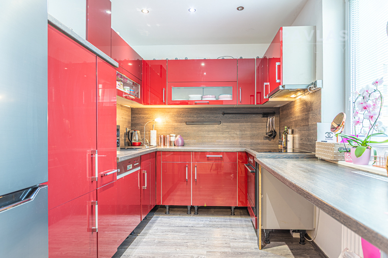 Výjimečný byt 3+1 - 84m2, OV, po luxusní rekonstrukci