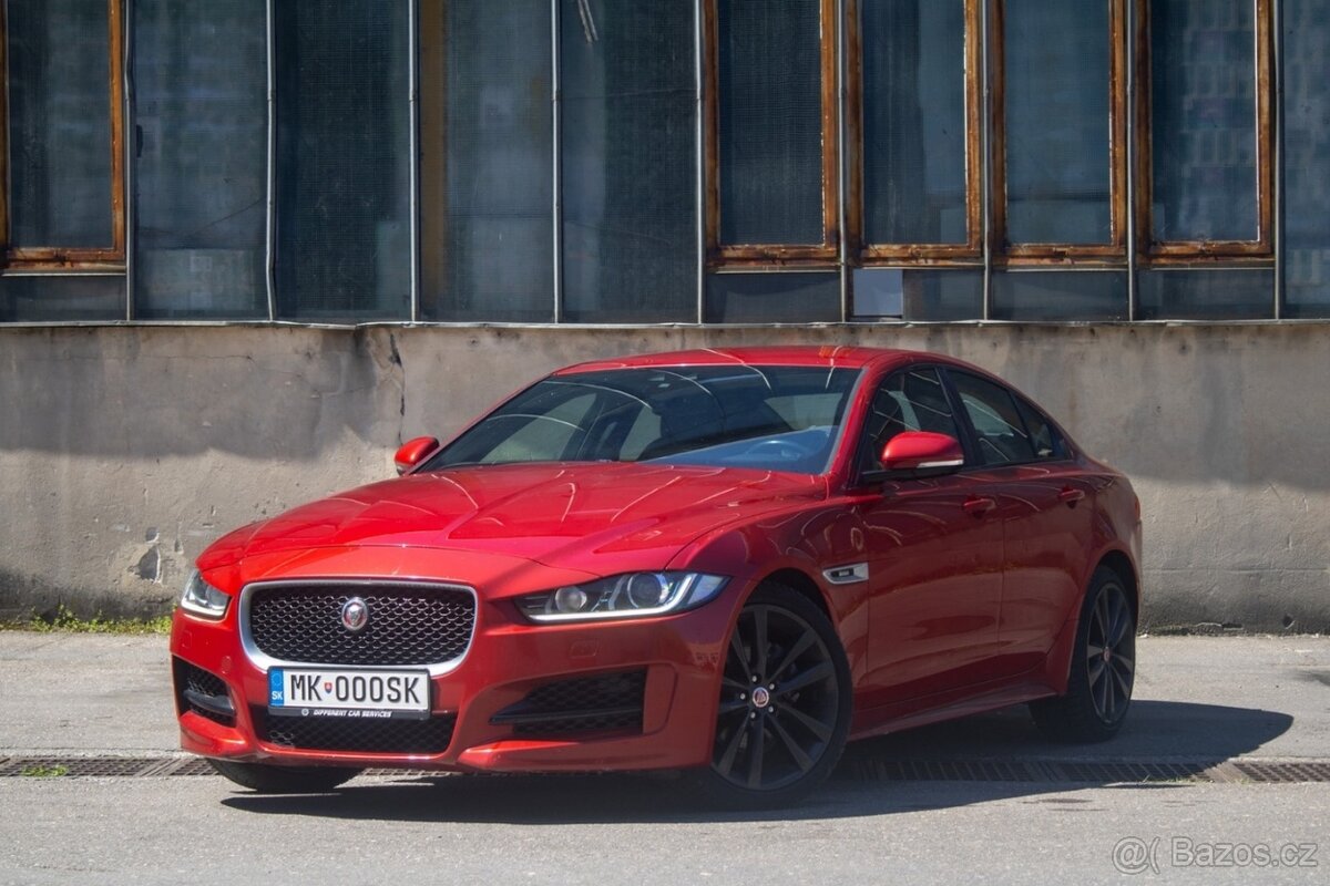 Jaguar XE