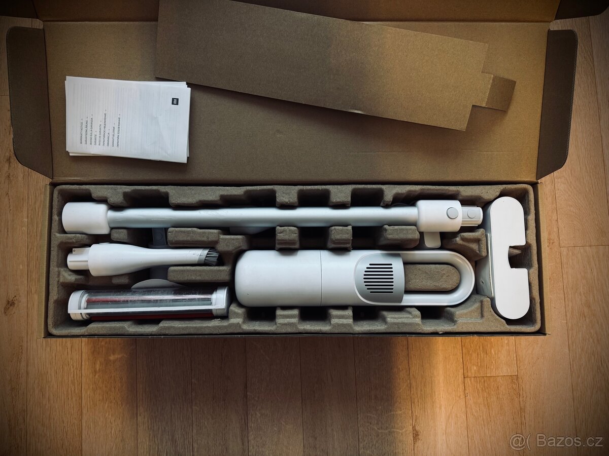 Xiaomi Vacuum Cleaner Light vysavač