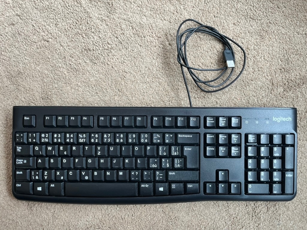 klávesnice Logitech