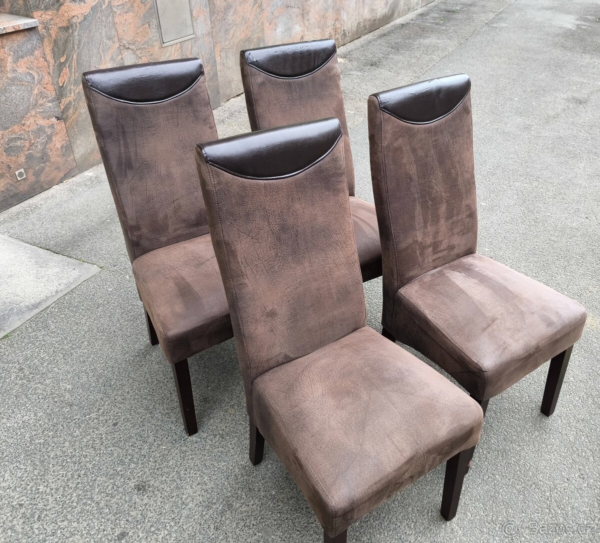 S DOVOZEM 4x designové židle. Čtěte text