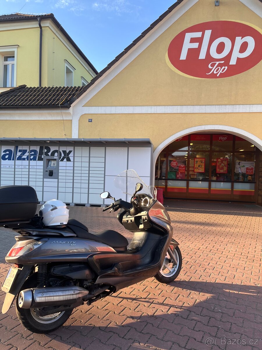 Skútr Yamaha Majesty 400 22.000 km STK 2028