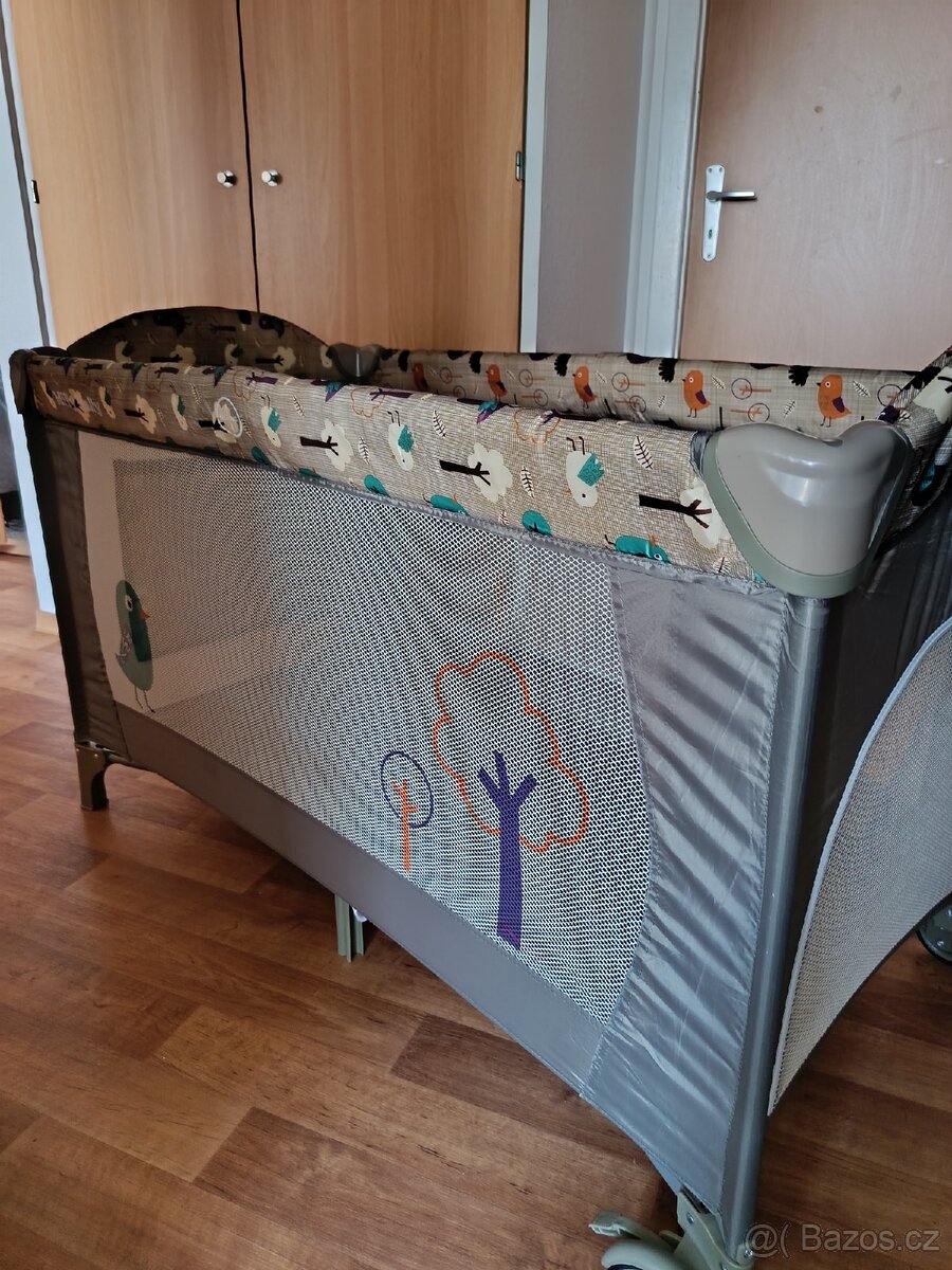 Dětská cestovní postýlka