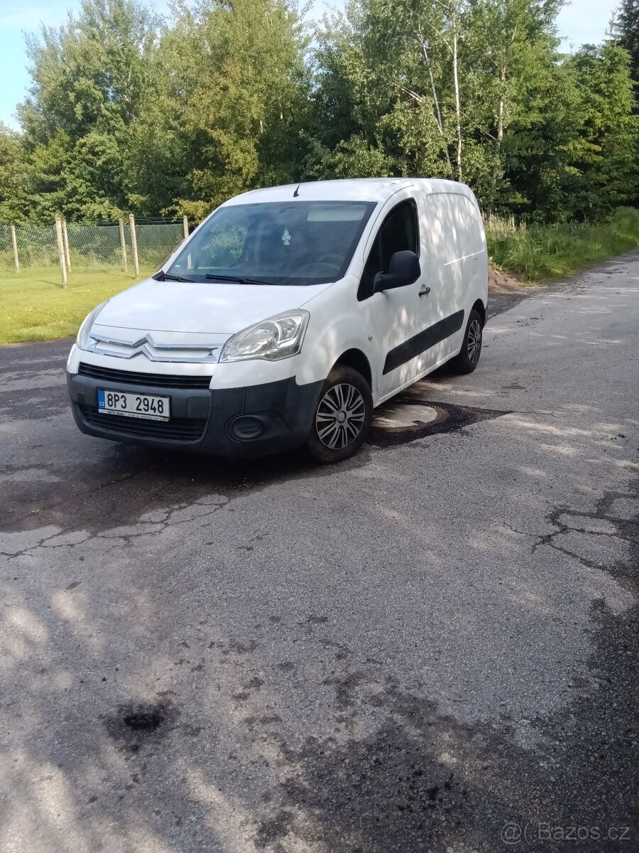 Citroen Berlingo 1.6hdi 66kw 2011