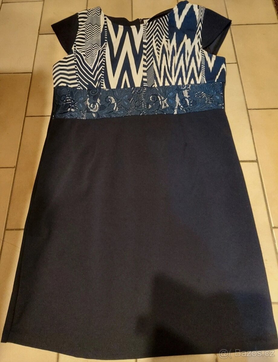 Nové elegantní šaty