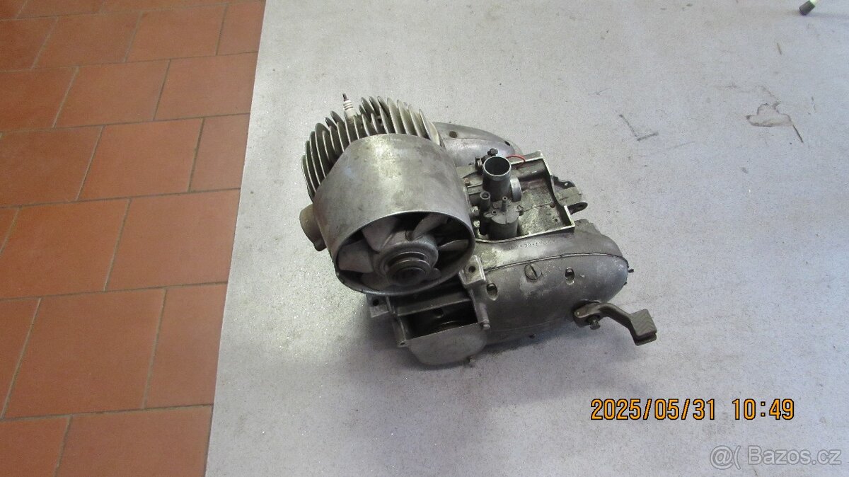 Motor Skutr 502