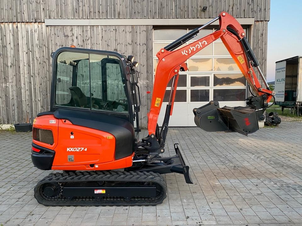 Minibagr Kubota KX027-4