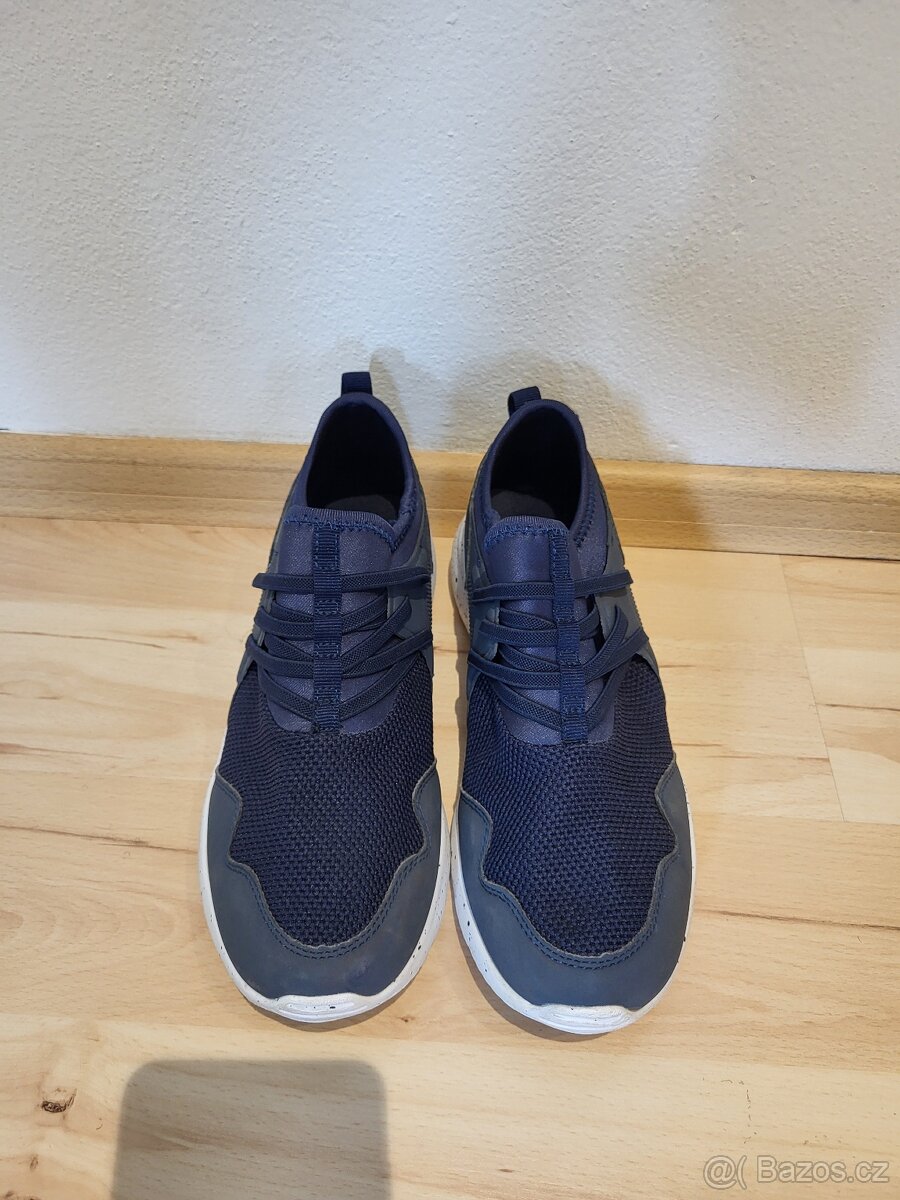 Tenisky vel. 38