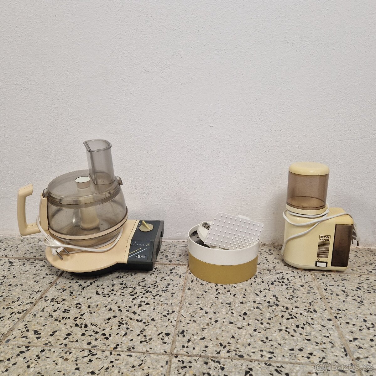 retro starožitnosti