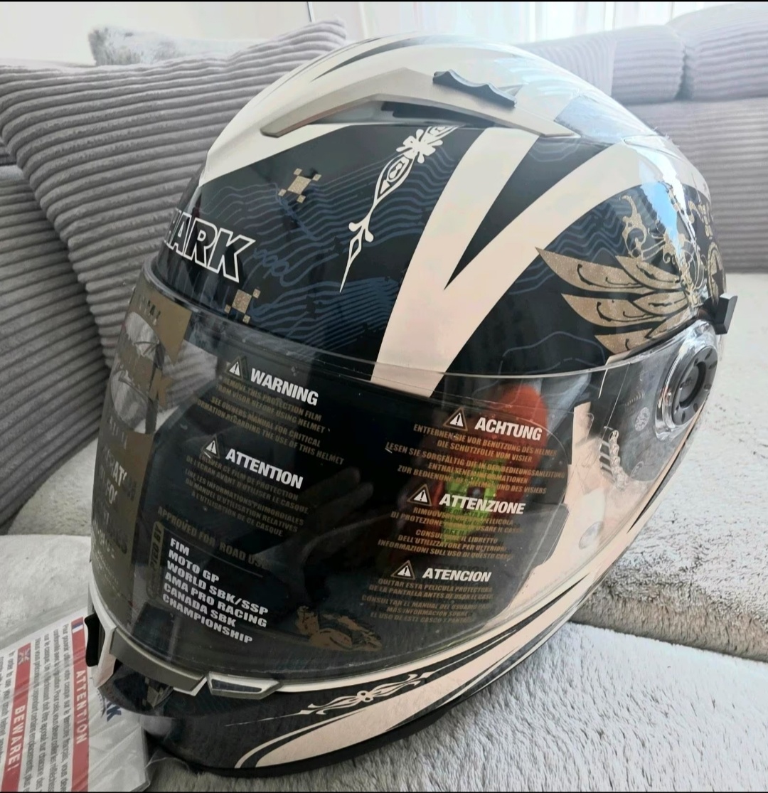 Motocyklová helma SHARK