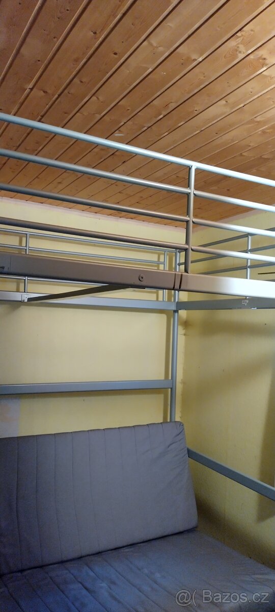 Vyvýšená (patrová) postel IKEA