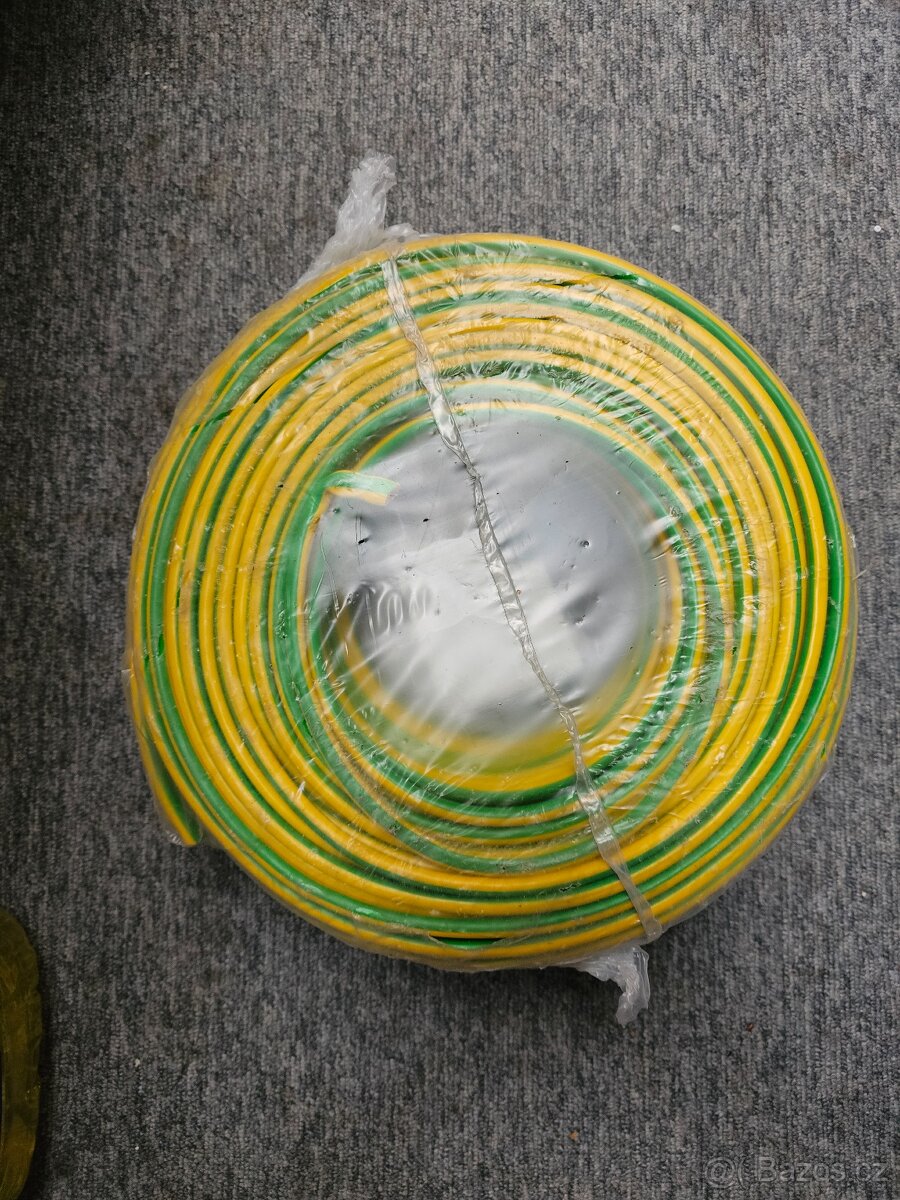 H07V-K 16mm (CYA) žlutozelený kabel.