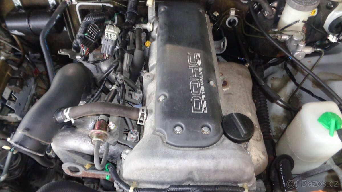 Suzuki Jimny motor 60 kw benzin