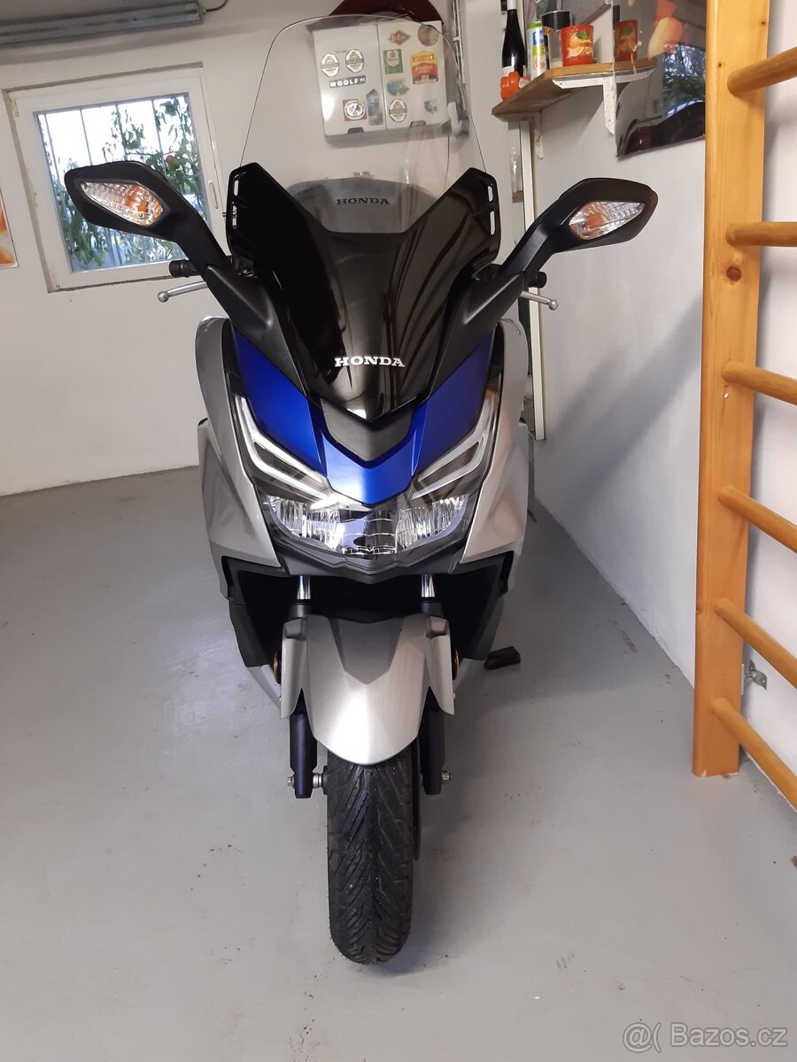Honda Forza 125 2018 najeto 9700 km