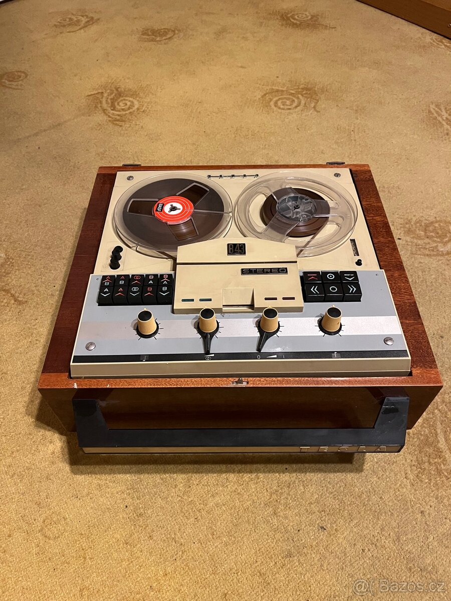 Tesla B43 - magnetofon