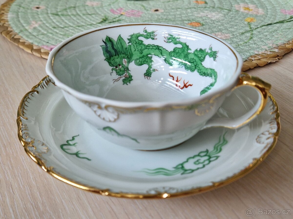 Šalek s talířkem s motivem čínského draka