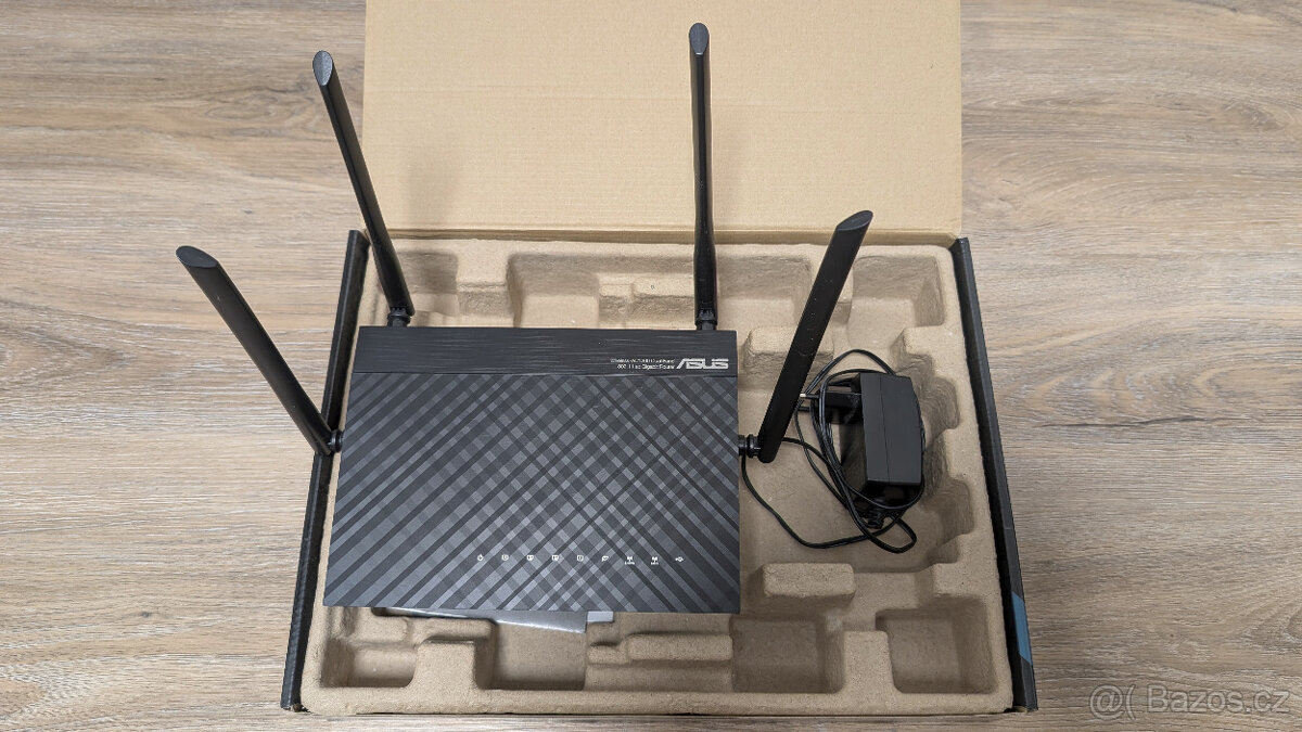 Router Asus RT-AC1200G+