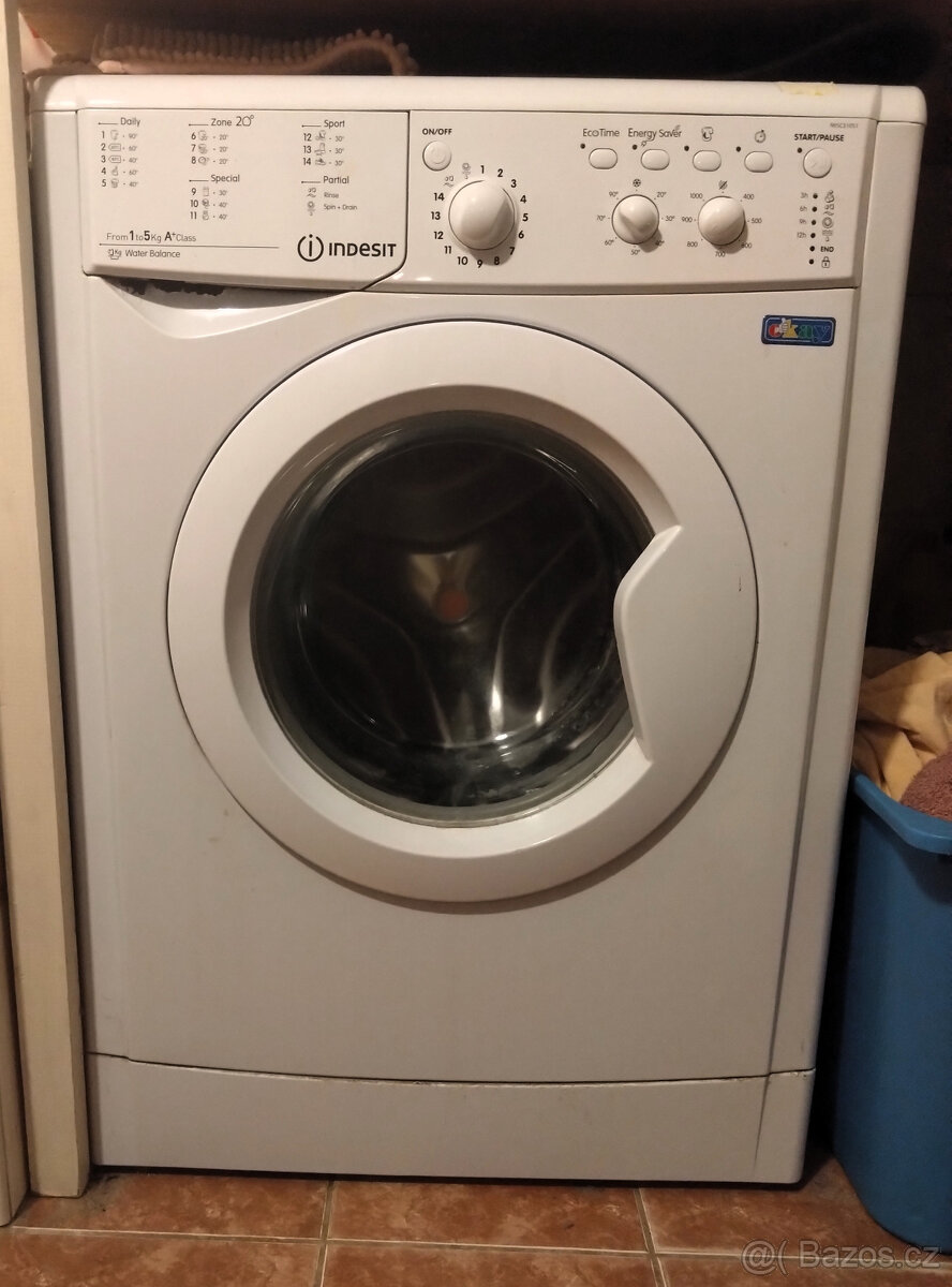 Pračka Indesit