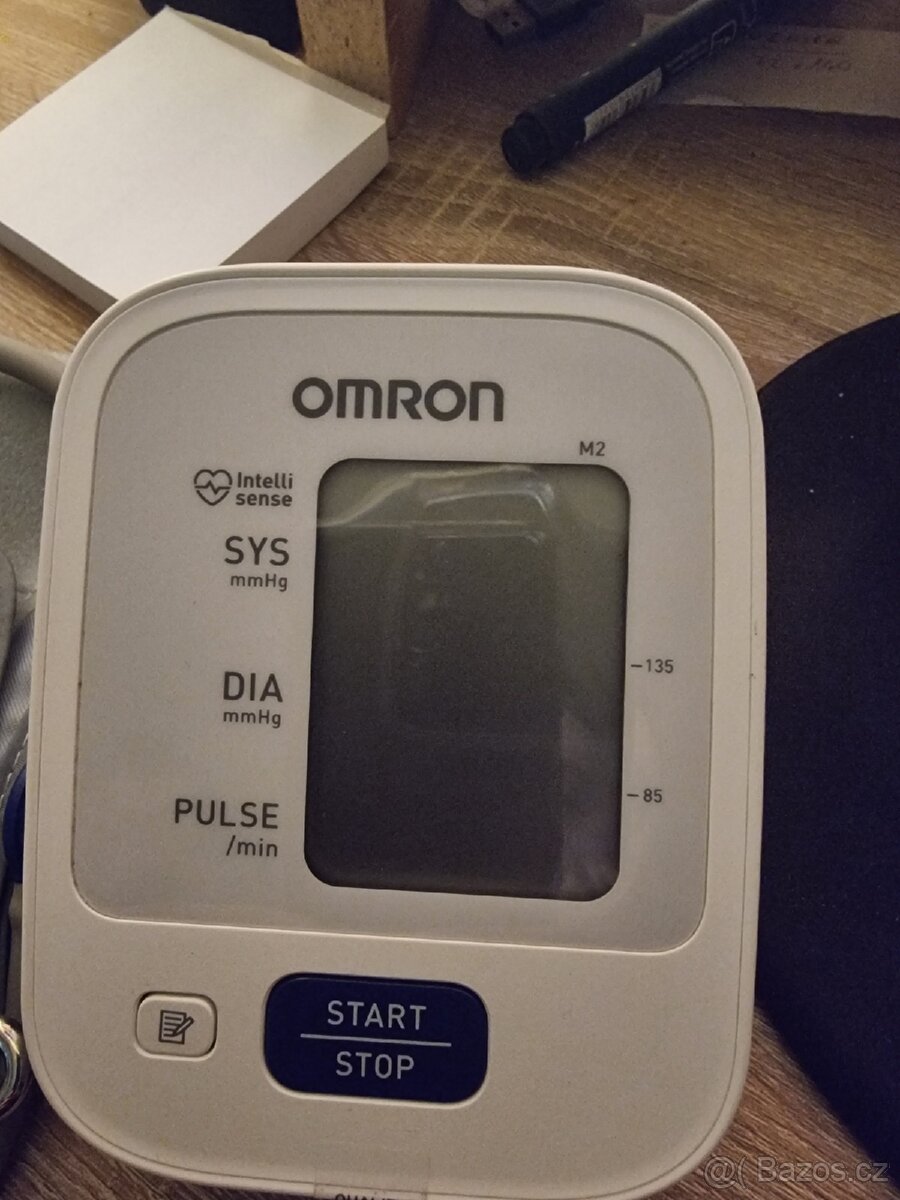 Tlakoměr omron m2