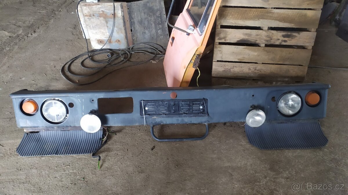 Přední nárazník z Tatra 815