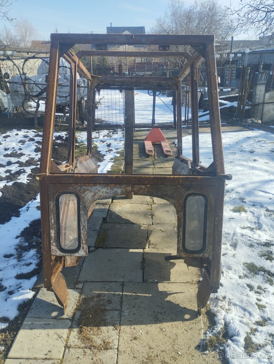 Kabina Zetor 4011 (úzká)