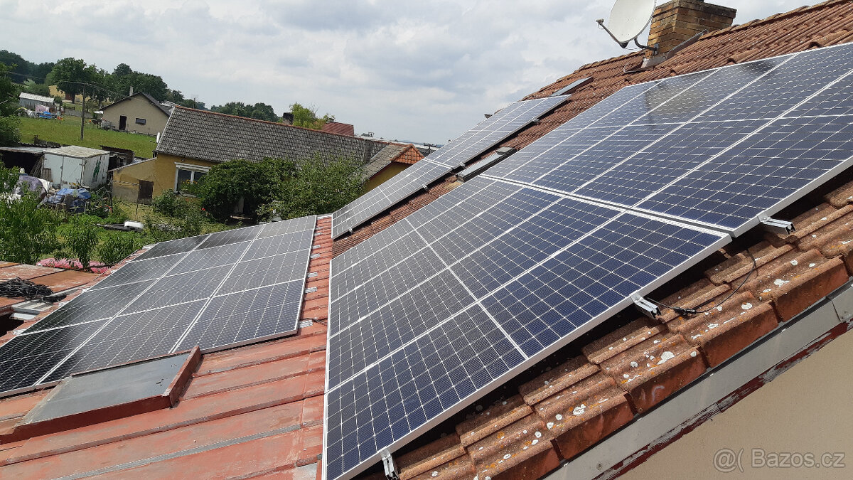 Montážní technik fotovoltaických panelů
