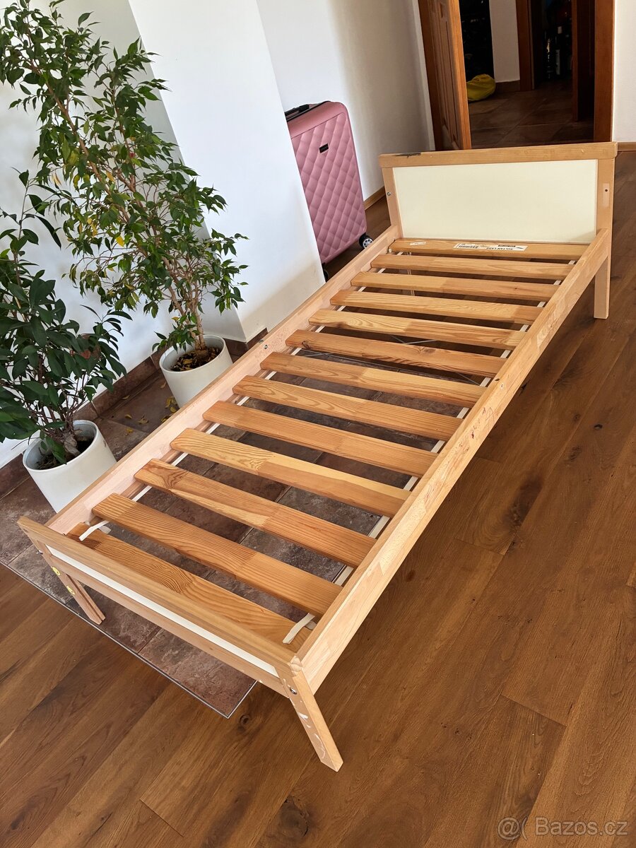 Detska postel Ikea