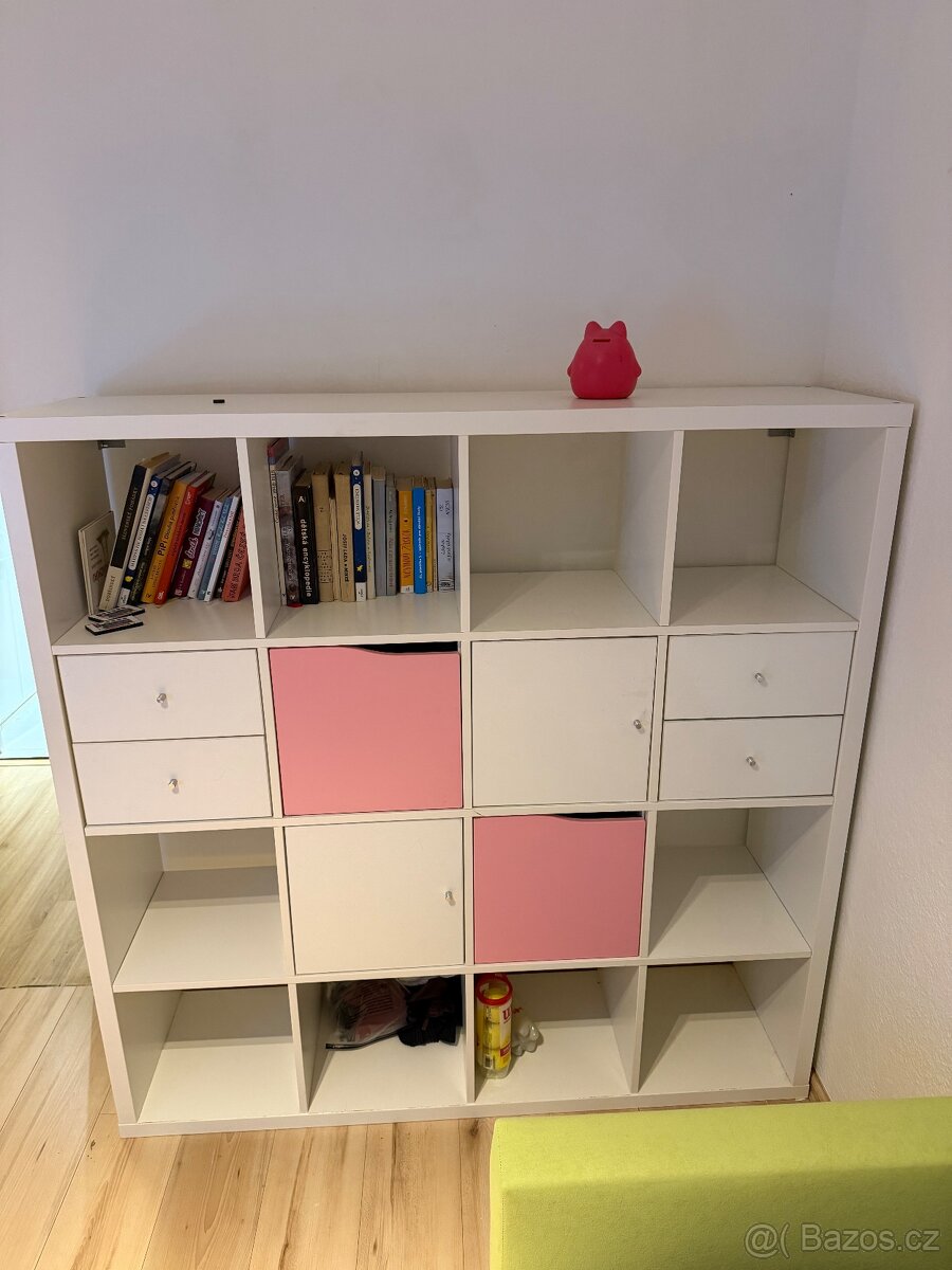 Skříňka Ikea Kallax