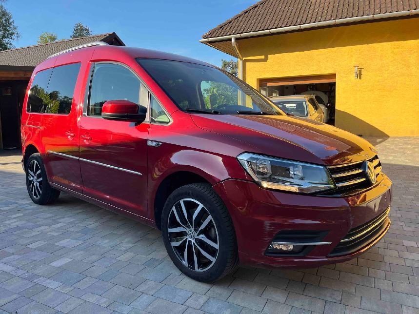 VW Caddy 1.4 TSI, 5 míst