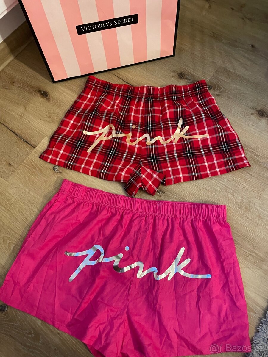 Nové červené vzorované kraťásky PINK od Victoria's Secret