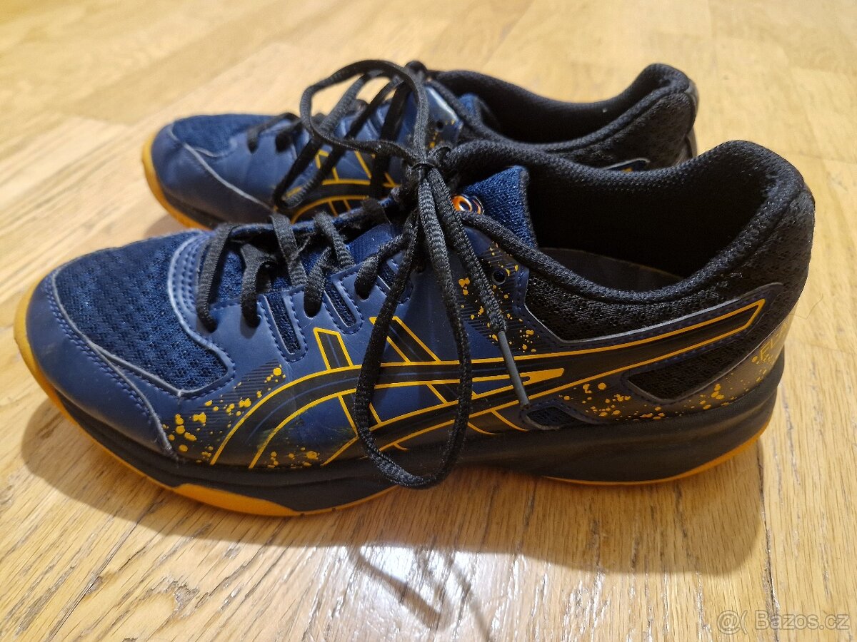 Asics sálové boty, tenisky vel. 39